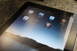 Geohot, ipad, jailbreak, iphone, Blackra1n